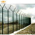 Hot dipped galvanized security welded wire airport fence